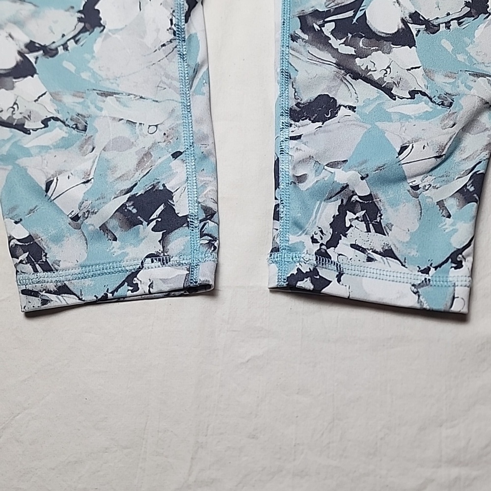 Under Armour Teal and Black Athletic Set Sports Bra Leggings XS - Picture 7 of 10